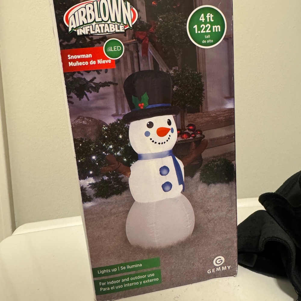 Airblown Inflatable 4 ft Snowman - NIB